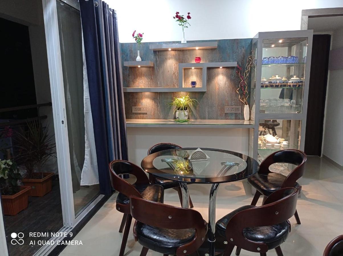 Stay Nc Homestay Нашик Екстериор снимка