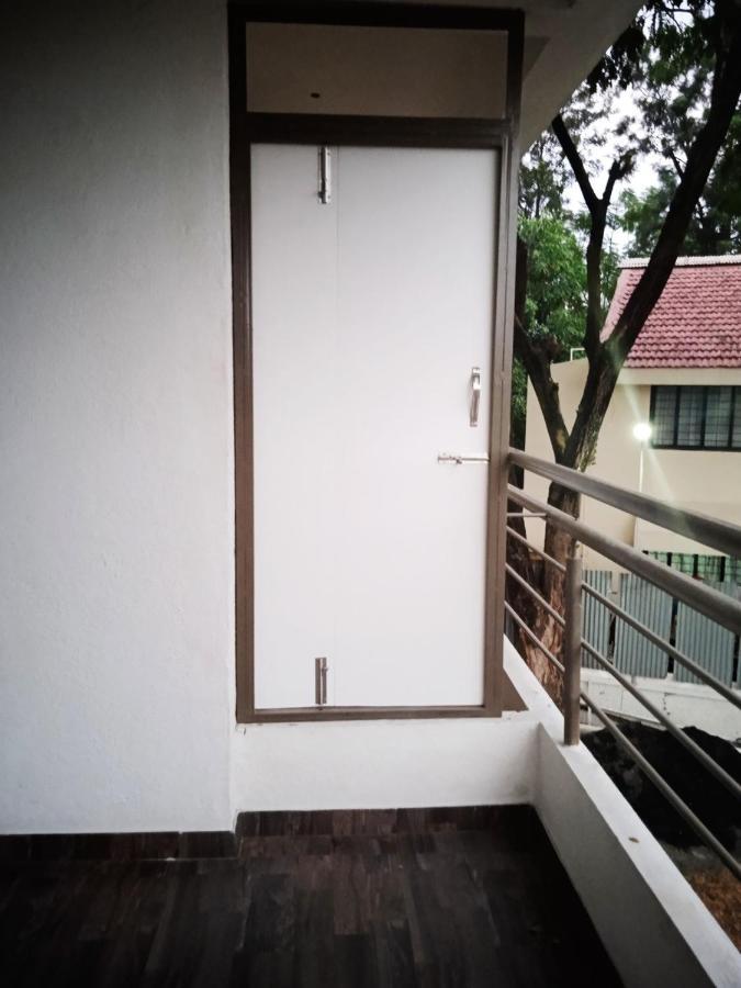 Stay Nc Homestay Нашик Екстериор снимка